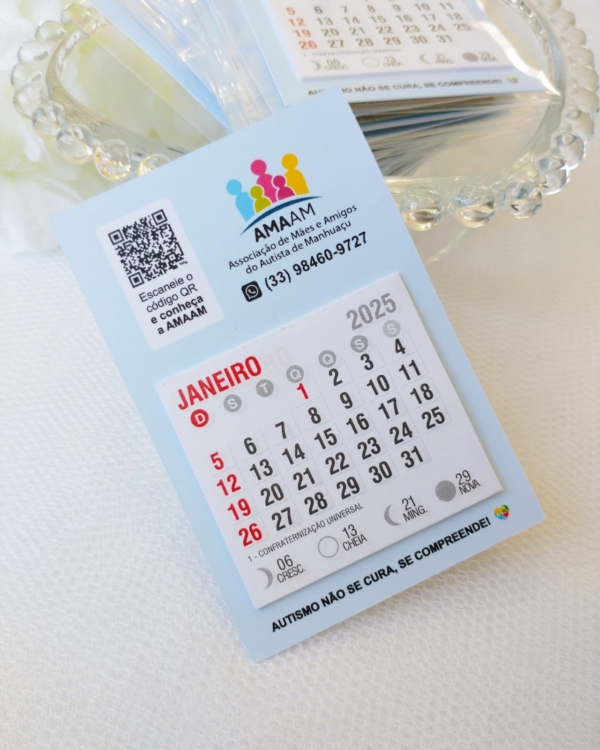 MINI CALENDÁRIO COM IMÃ 2025